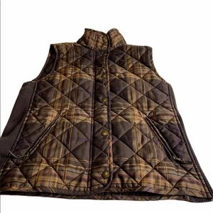 Brown plaid quilted  zip and snap button vest sz S